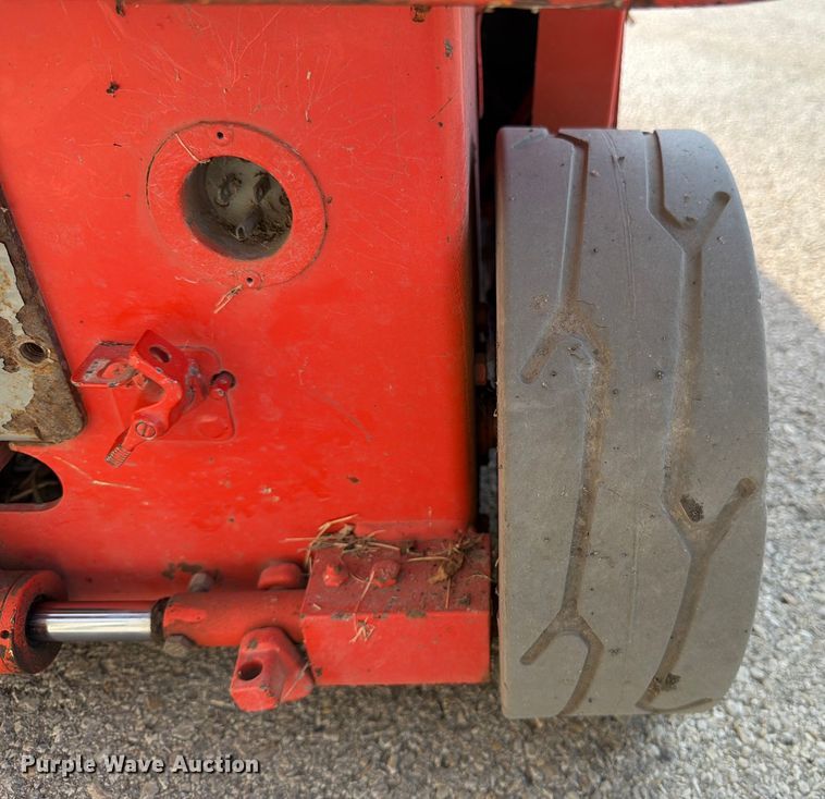 image for item ED5031 2012 SkyJack SJIII 3219 scissor lift