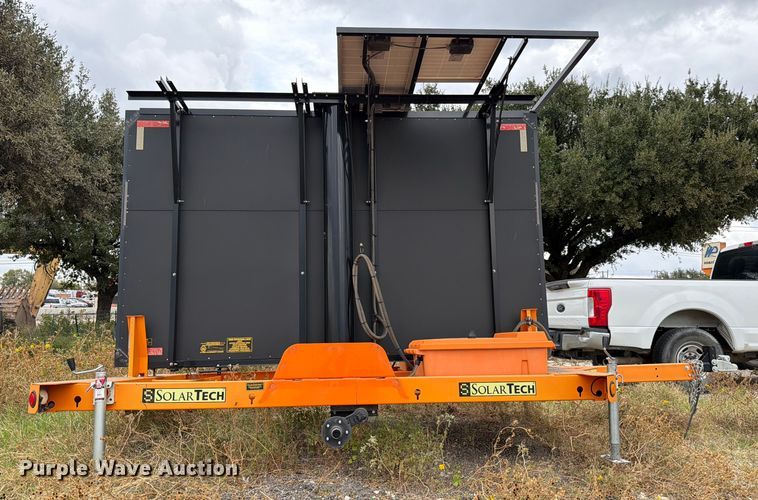 image for item ED5040 2021 Solar Tech Silent Messenger message board trailer