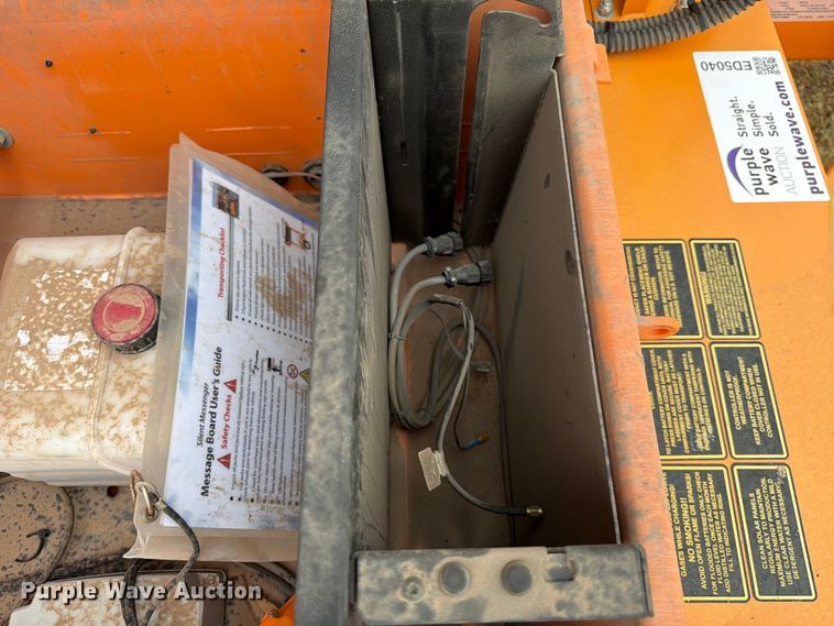 image for item ED5040 2021 Solar Tech Silent Messenger message board trailer