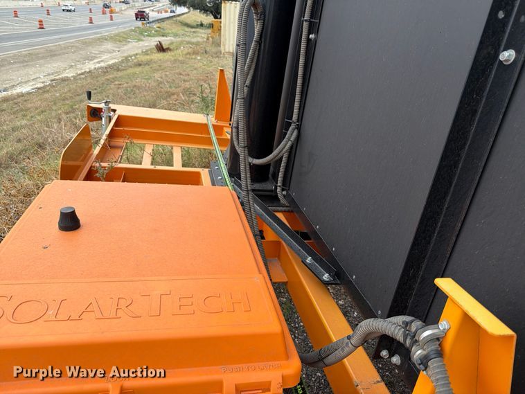 image for item ED5040 2021 Solar Tech Silent Messenger message board trailer