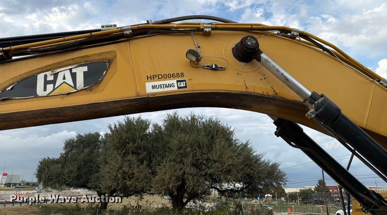image for item ED5045 2016 Caterpillar 349F L excavator