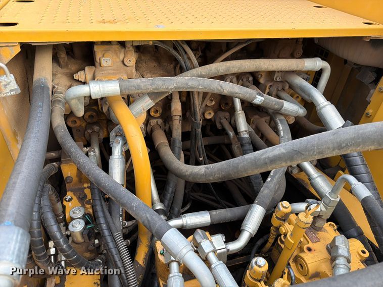 image for item ED5045 2016 Caterpillar 349F L excavator