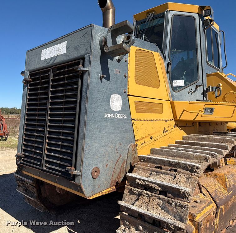 image for item ED5050 2004 John Deere 1050C dozer