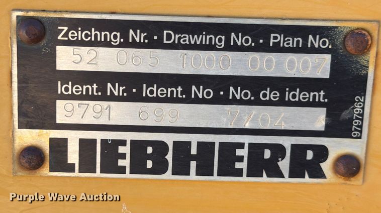 image for item ED5050 2004 John Deere 1050C dozer