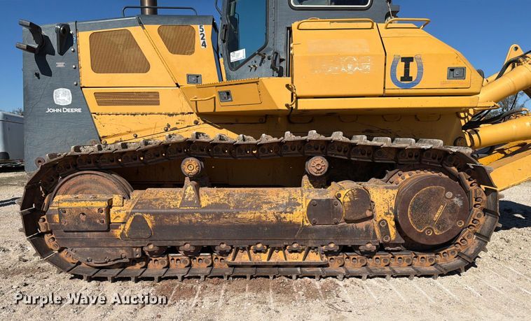 image for item ED5050 2004 John Deere 1050C dozer