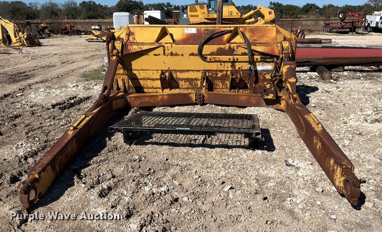 image for item ED5051 Caterpillar D6 SU dozer blade