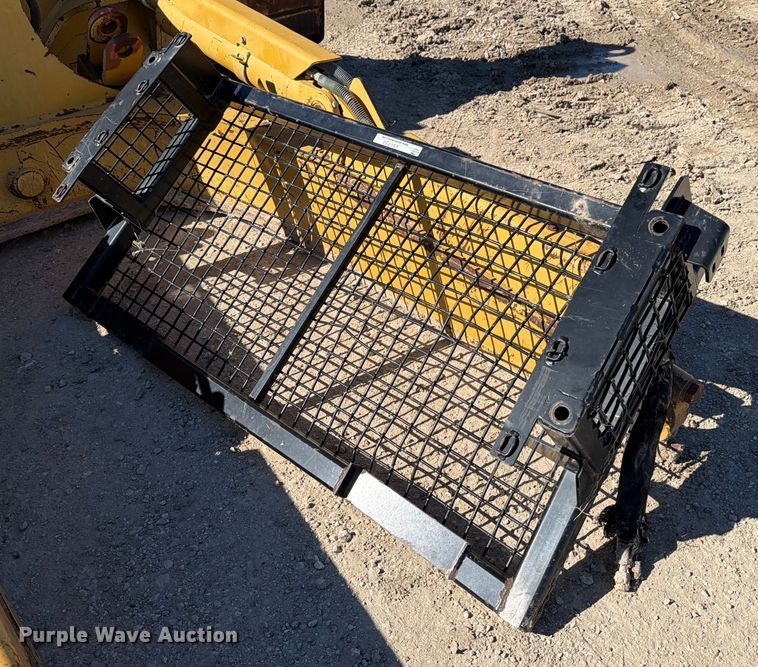 image for item ED5053 Caterpillar dozer blade