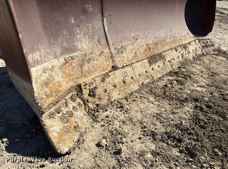 image for item ED5055 Caterpillar dozer blade