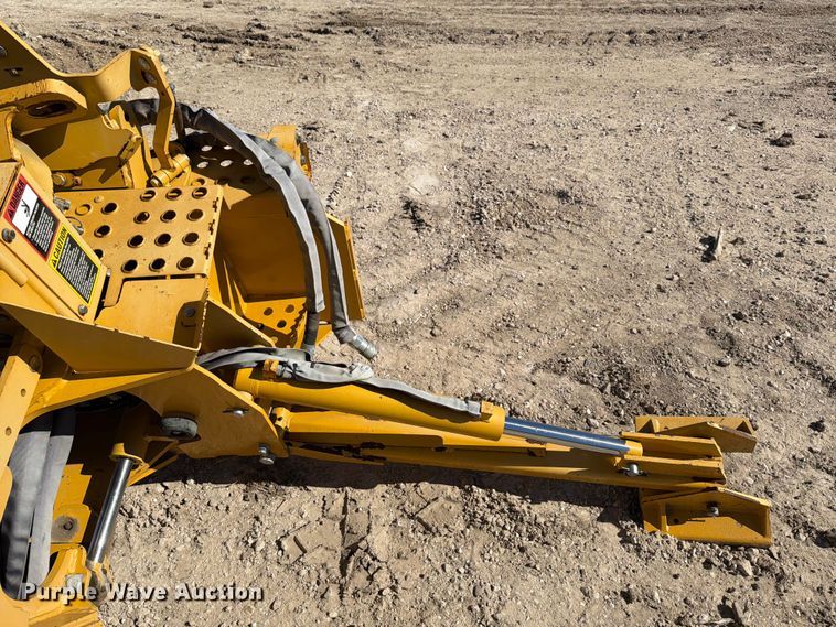 image for item ED5056 John Deere BH09 skid steer backhoe