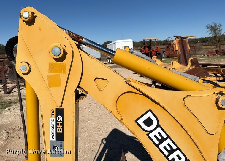 image for item ED5056 John Deere BH09 skid steer backhoe