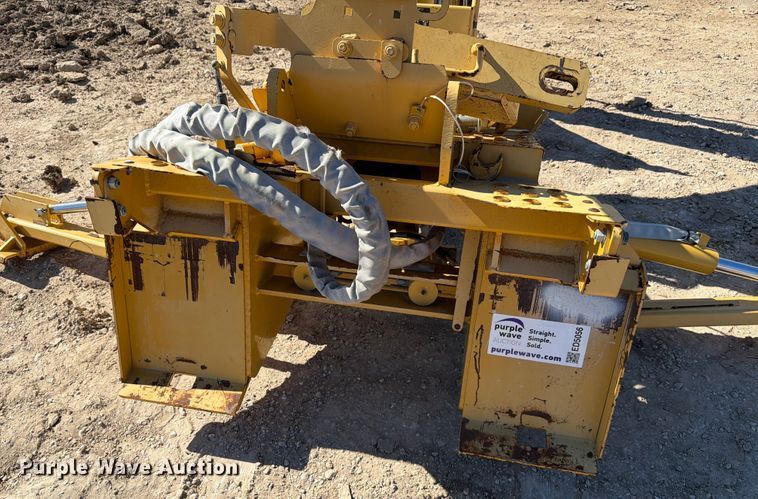 image for item ED5056 John Deere BH09 skid steer backhoe