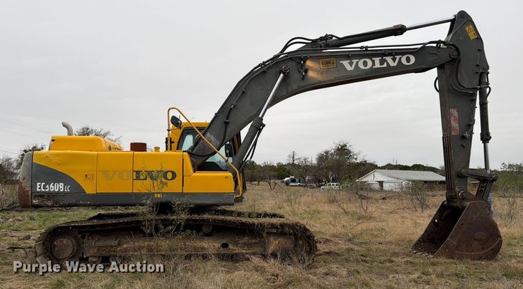 image for item ED5057 2002 Volvo EC360B LC excavator