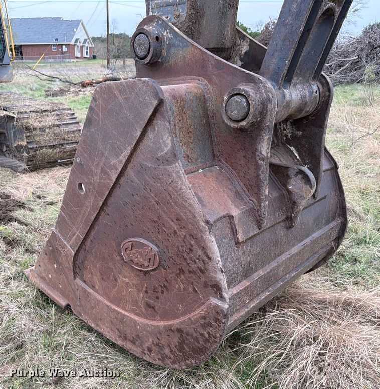 image for item ED5057 2002 Volvo EC360B LC excavator