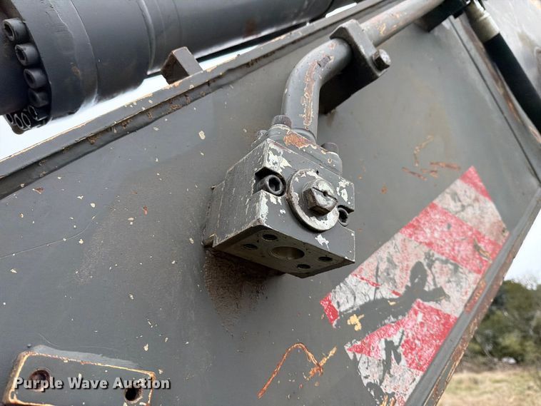 image for item ED5057 2002 Volvo EC360B LC excavator