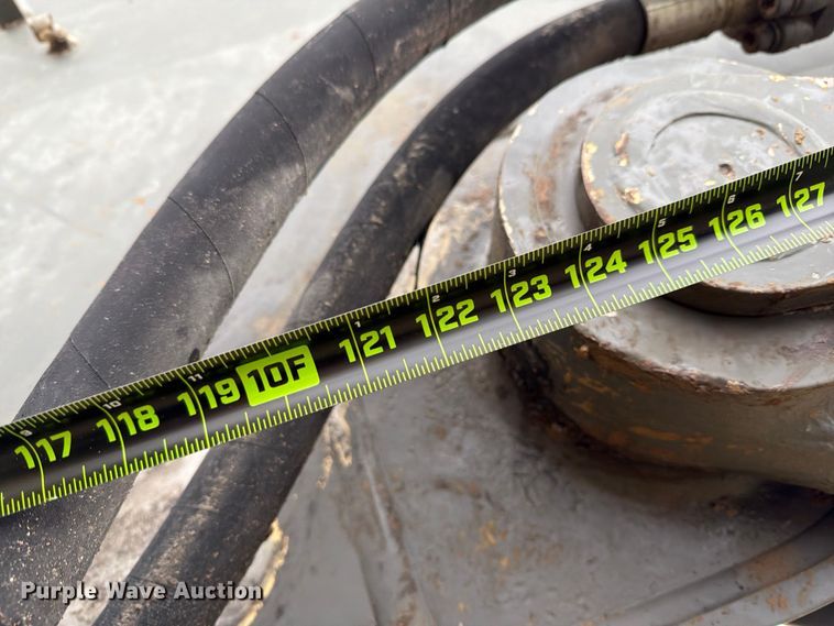 image for item ED5057 2002 Volvo EC360B LC excavator