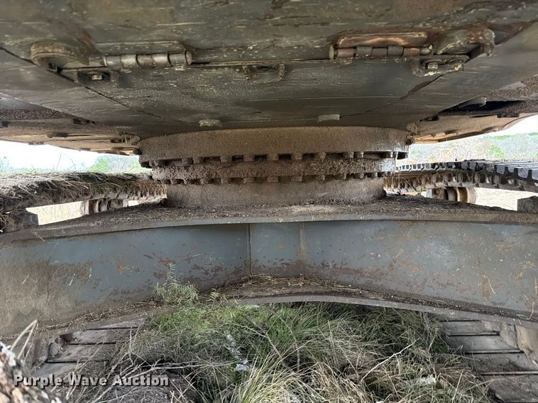 image for item ED5057 2002 Volvo EC360B LC excavator