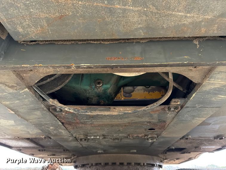 image for item ED5057 2002 Volvo EC360B LC excavator