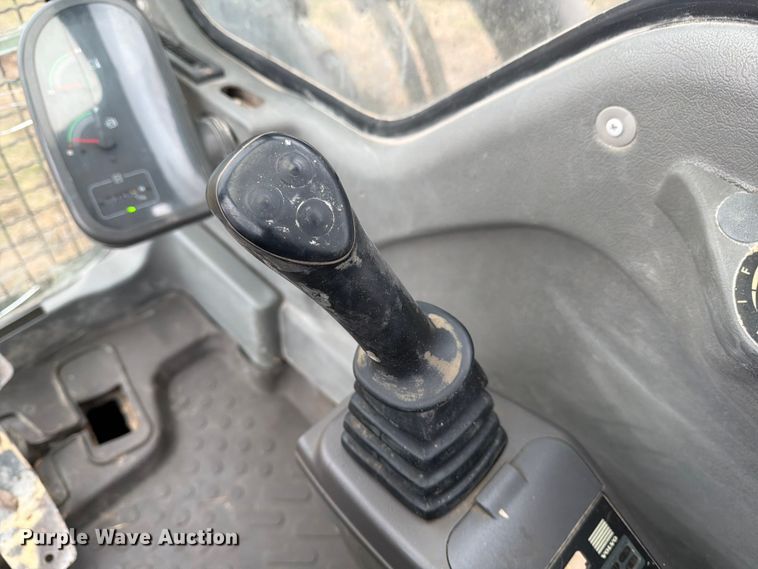 image for item ED5057 2002 Volvo EC360B LC excavator