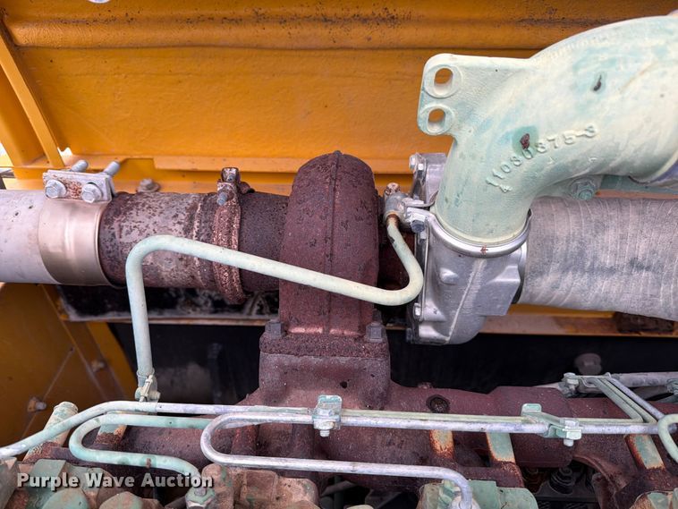 image for item ED5057 2002 Volvo EC360B LC excavator