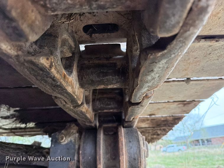 image for item ED5057 2002 Volvo EC360B LC excavator