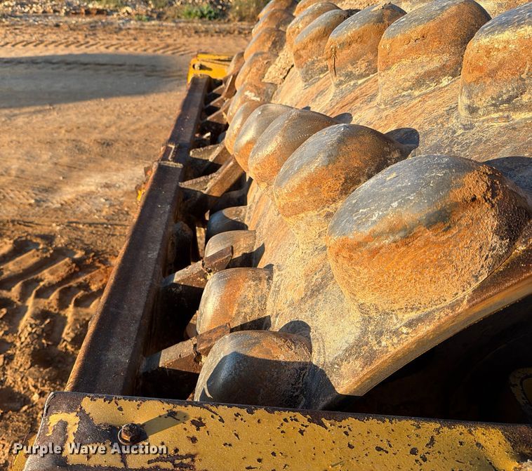 image for item ED5063 1999 Caterpillar CP-563C single drum vibratory roller