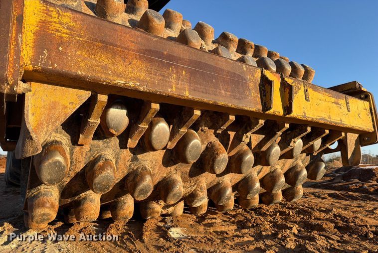 image for item ED5063 1999 Caterpillar CP-563C single drum vibratory roller