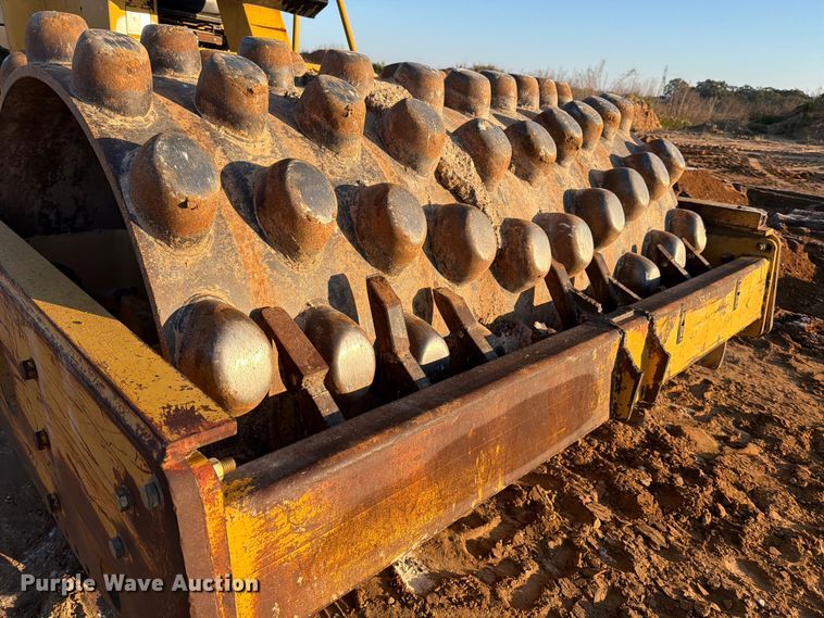 image for item ED5063 1999 Caterpillar CP-563C single drum vibratory roller