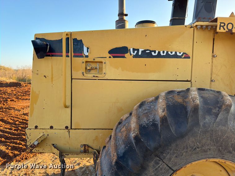 image for item ED5063 1999 Caterpillar CP-563C single drum vibratory roller