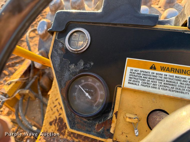 image for item ED5063 1999 Caterpillar CP-563C single drum vibratory roller