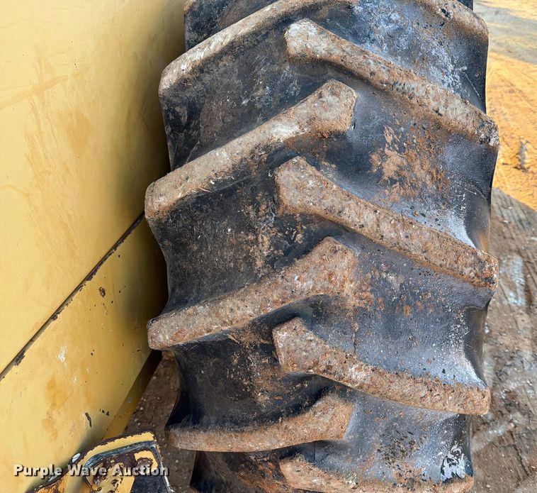 image for item ED5063 1999 Caterpillar CP-563C single drum vibratory roller