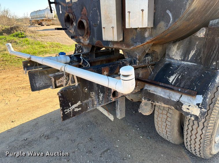 image for item ED5064 1984 Chevrolet Kodiak 70 water truck