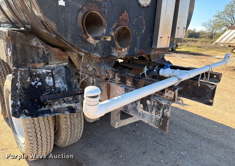 image for item ED5064 1984 Chevrolet Kodiak 70 water truck