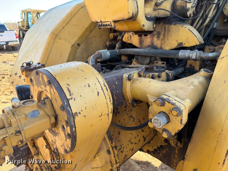 image for item ED5065 1992 Caterpillar 621 conventional scraper 