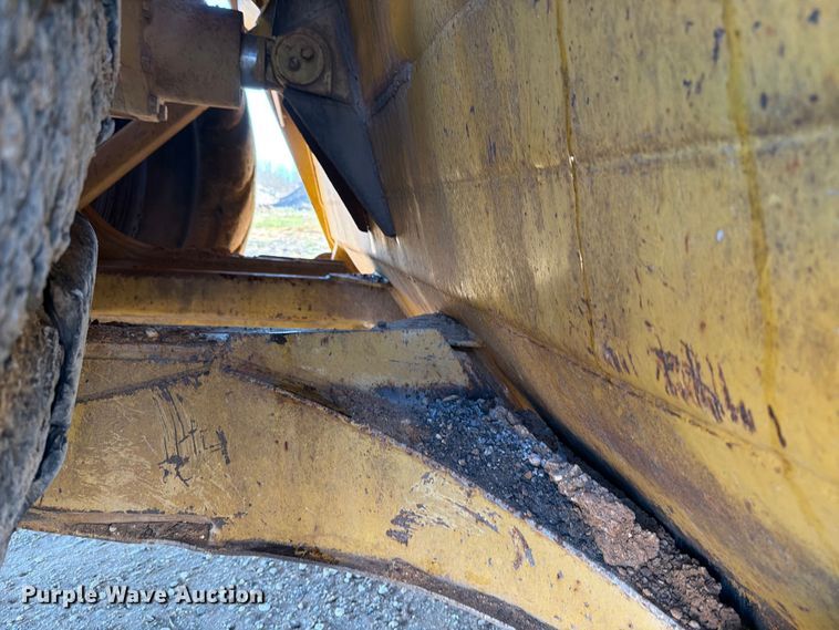 image for item ED5065 1992 Caterpillar 621 conventional scraper 