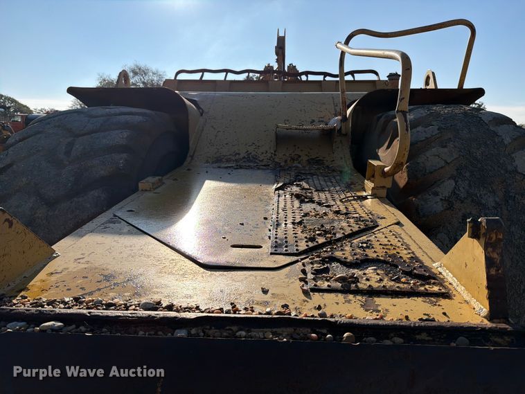 image for item ED5065 1992 Caterpillar 621 conventional scraper 
