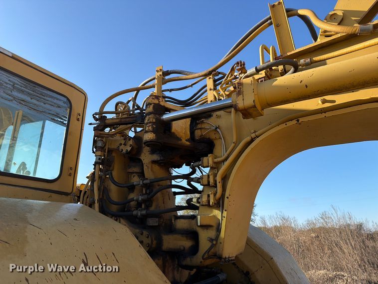 image for item ED5065 1992 Caterpillar 621 conventional scraper 