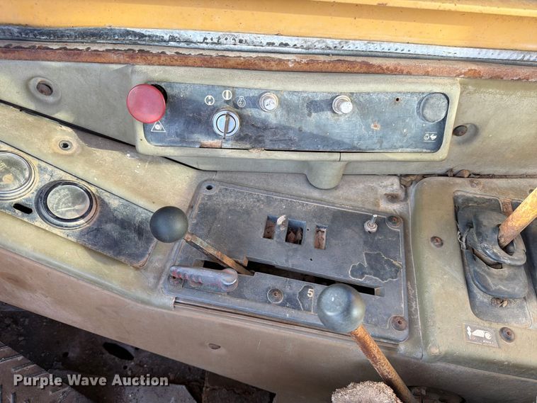 image for item ED5065 1992 Caterpillar 621 conventional scraper 