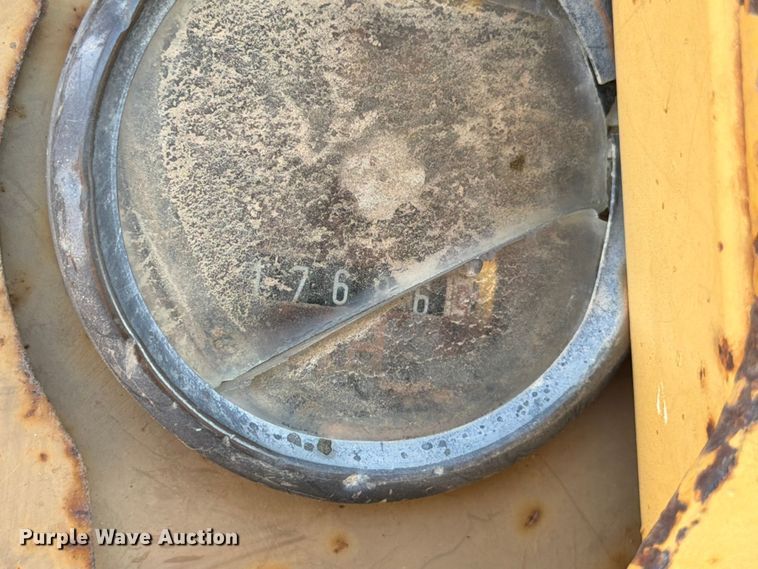 image for item ED5065 1992 Caterpillar 621 conventional scraper 