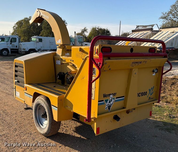 image for item ED5066 2005 Vermeer BC1000XL wood chipper