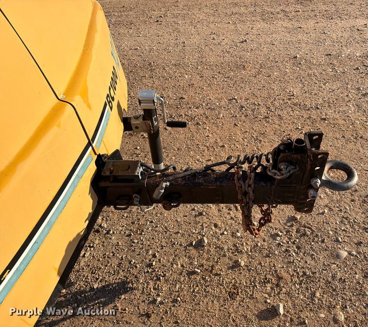 image for item ED5066 2005 Vermeer BC1000XL wood chipper