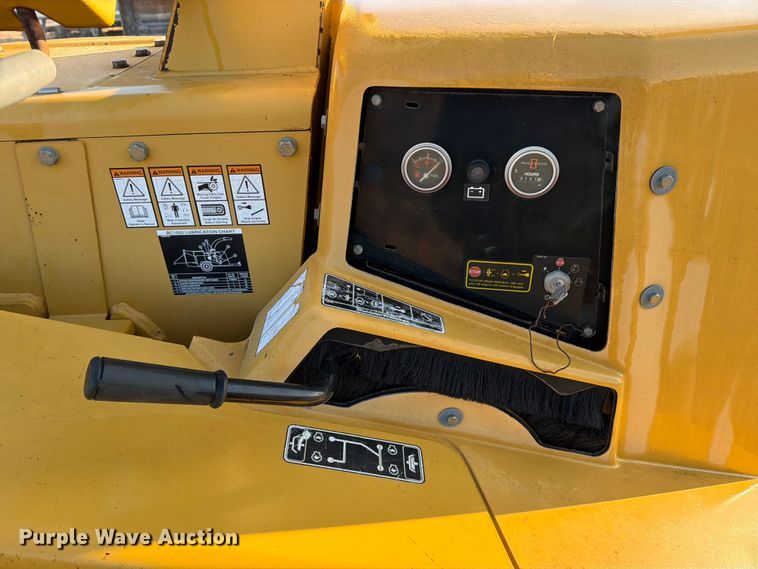 image for item ED5066 2005 Vermeer BC1000XL wood chipper