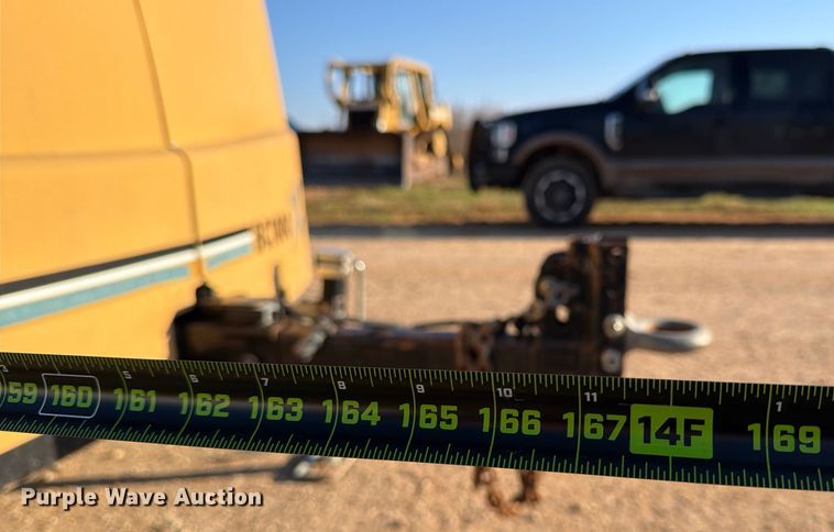 image for item ED5066 2005 Vermeer BC1000XL wood chipper