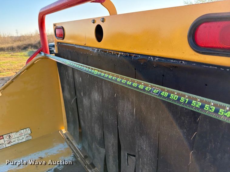 image for item ED5066 2005 Vermeer BC1000XL wood chipper