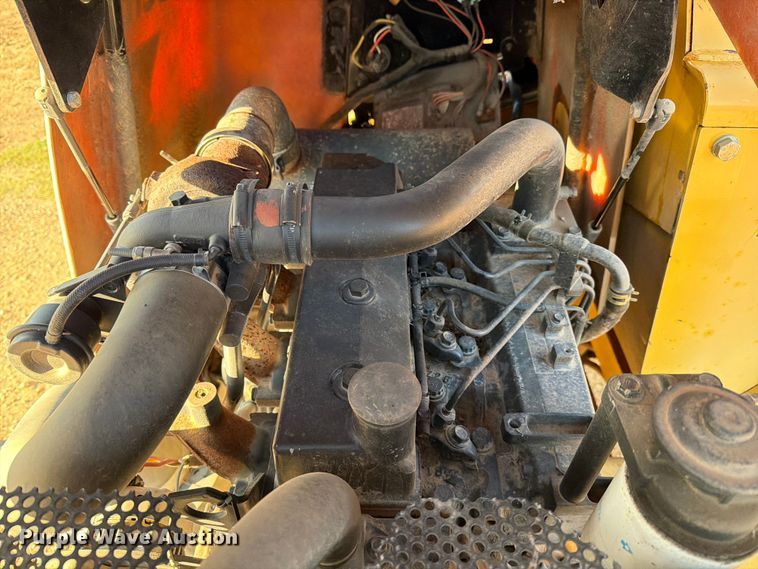 image for item ED5066 2005 Vermeer BC1000XL wood chipper