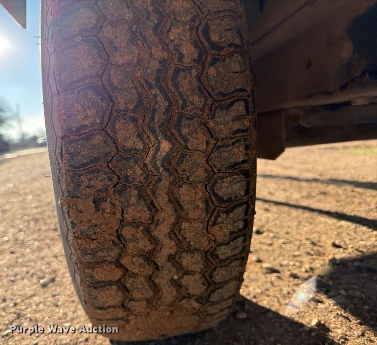 image for item ED5066 2005 Vermeer BC1000XL wood chipper