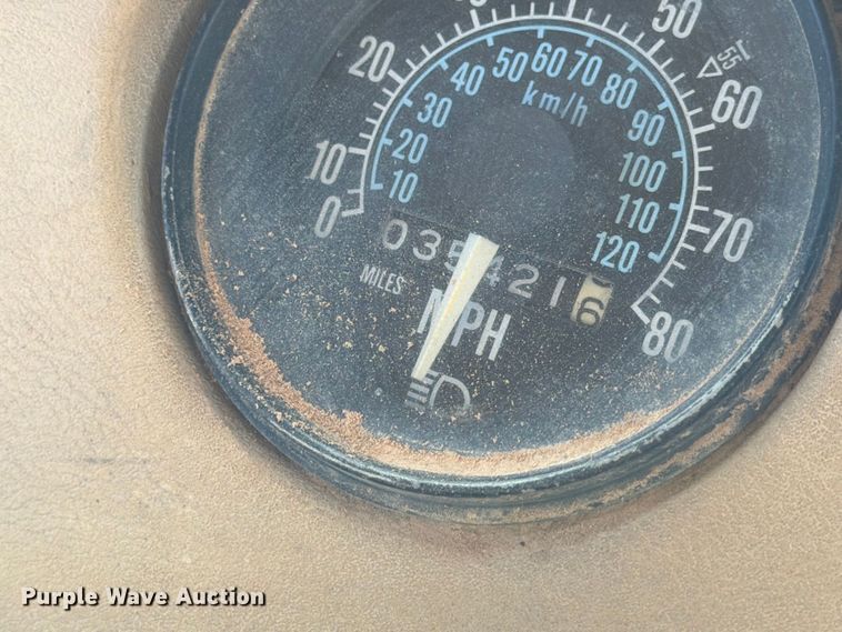 image for item ED5067 1984 Mack R600K dump truck