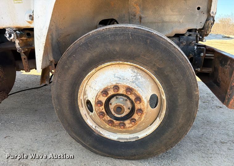 image for item ED5067 1984 Mack R600K dump truck