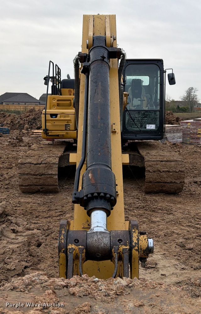 image for item ED5069 2015 Caterpillar 326F L excavator