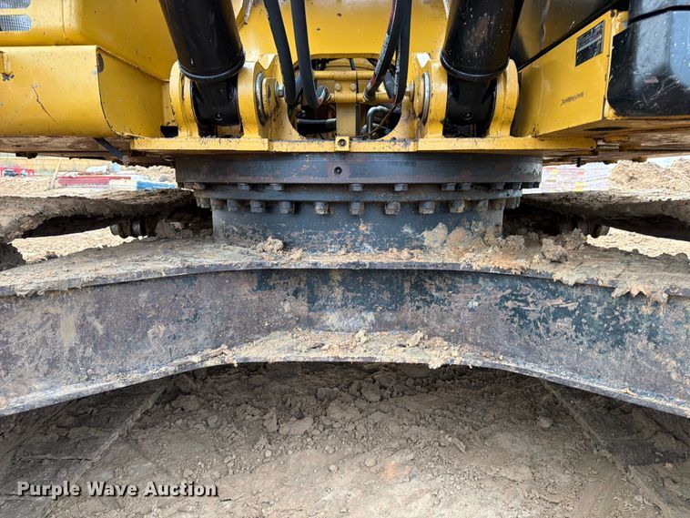 image for item ED5069 2015 Caterpillar 326F L excavator