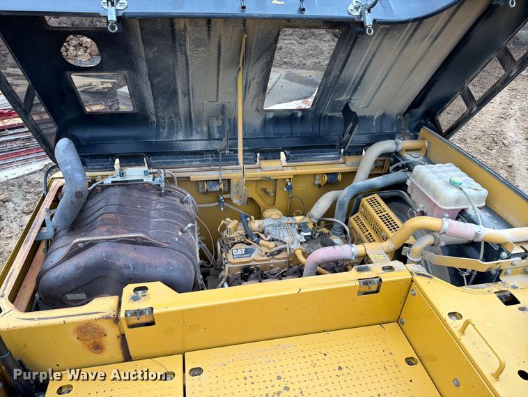 image for item ED5069 2015 Caterpillar 326F L excavator